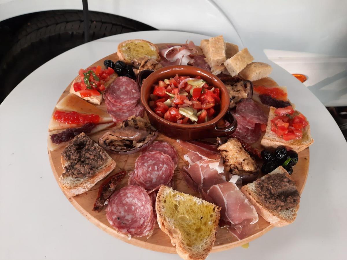 Agricamping Poggio Ai Pini Wine Camping تْشيرتالدو المظهر الخارجي الصورة