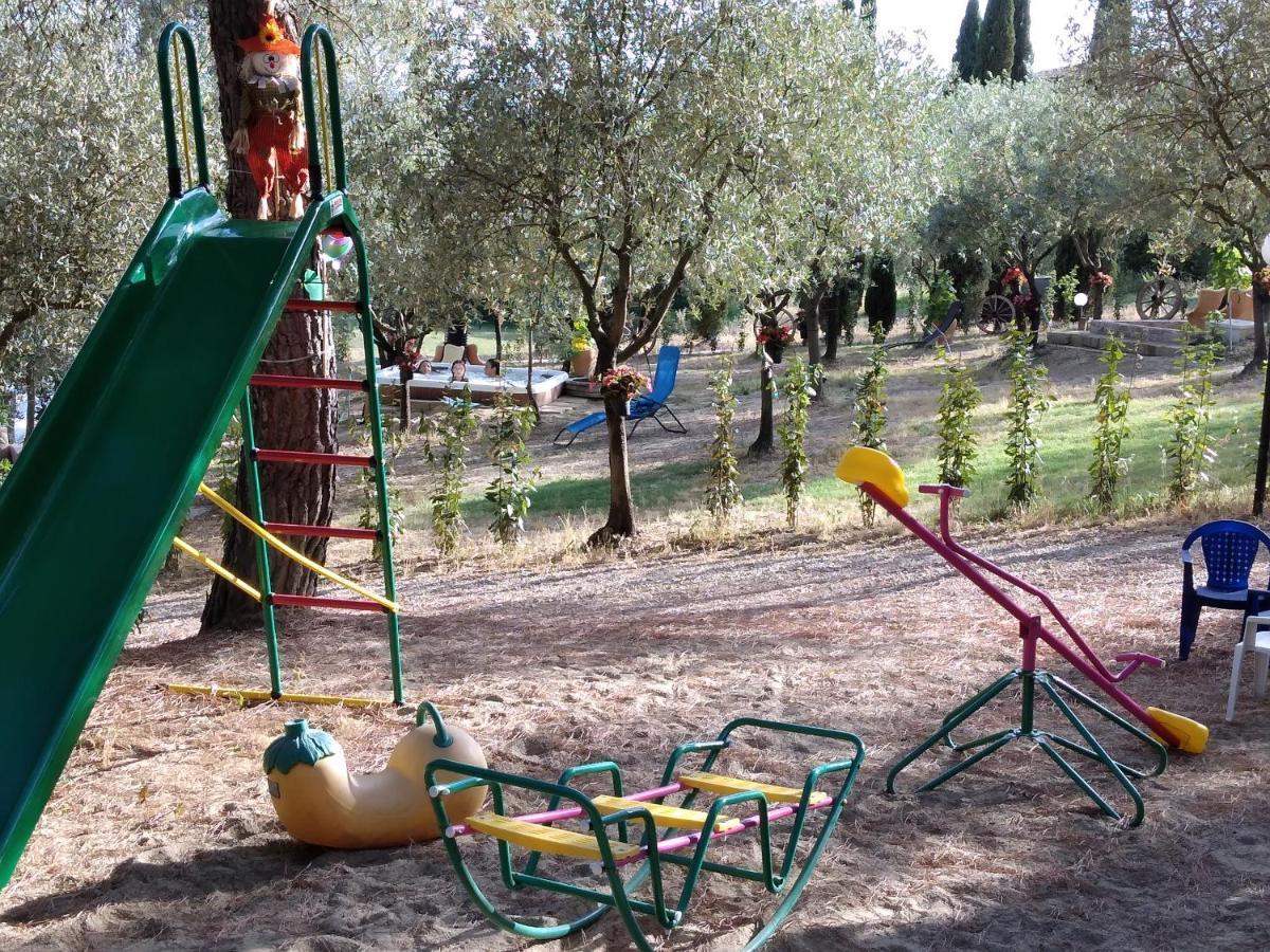 Agricamping Poggio Ai Pini Wine Camping تْشيرتالدو المظهر الخارجي الصورة